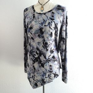 VERA WANG Assymetric Hem Tunic Blouse